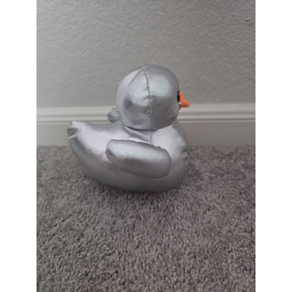 Silver Duck